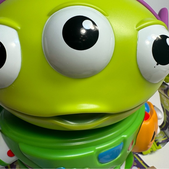 NWT. Disney Pixar Buzz Lightyear Alien Halloween Sipper. Alien from Toy Story. - Picture 13 of 16